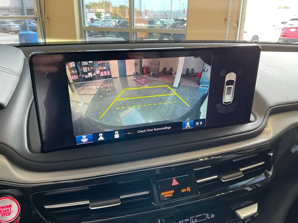 Acura MDX photo 17