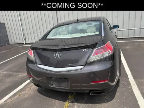 More photos of 2013 Acura TL Tech at Jay Wolfe Acura, MO