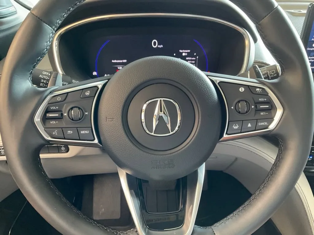 Acura MDX photo 12