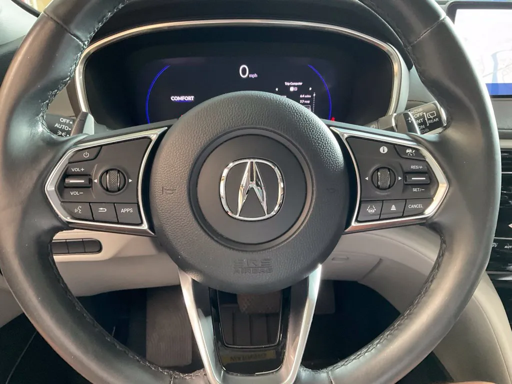 Acura MDX photo 12