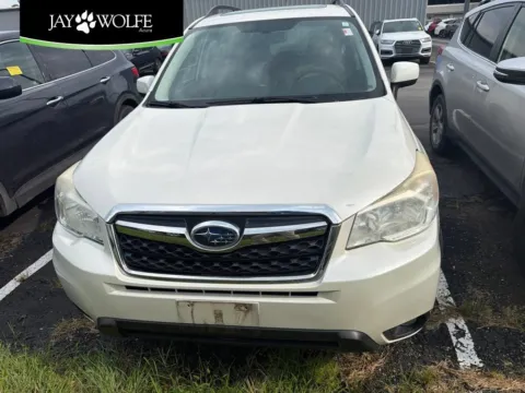 White 2015 Subaru Forester 2.5i Limited for sale in Kansas City, MO