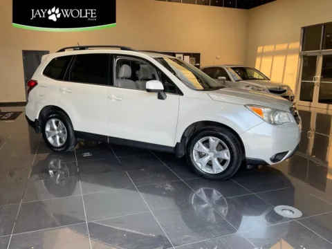 White 2015 Subaru Forester 2.5i Limited for sale in Kansas City, MO