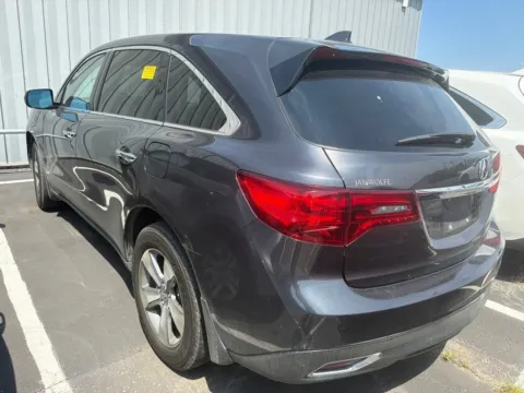 More photos of 2016 Acura MDX 3.5L at Jay Wolfe Acura, MO