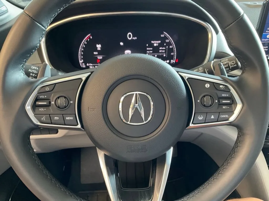 Acura MDX photo 12