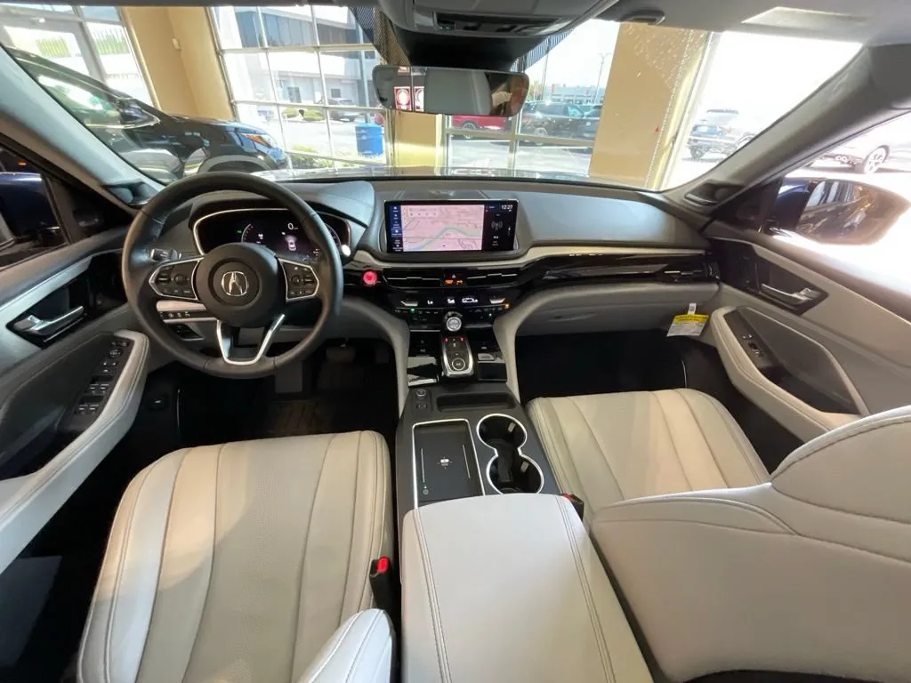 Acura MDX photo 9