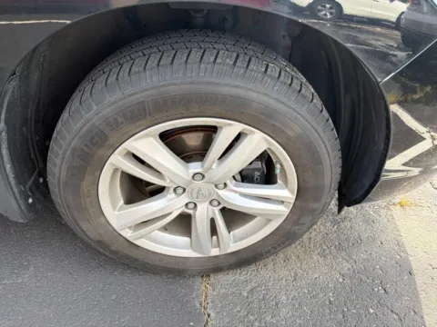 More photos of 2015 Acura RDX Tech Pkg at Jay Wolfe Acura, MO