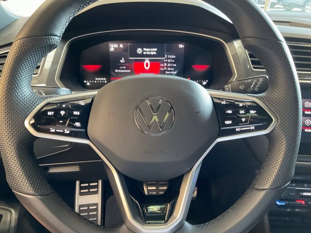 Volkswagen Tiguan photo 11