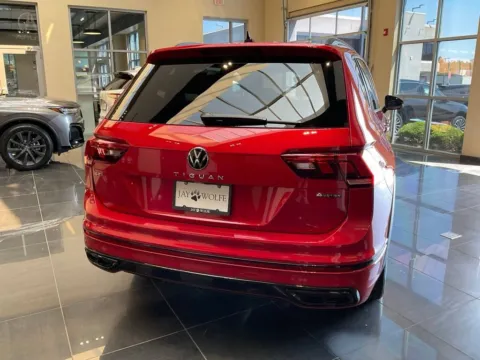 More photos of 2024 Volkswagen Tiguan SE R-Line Black at Jay Wolfe Acura, MO