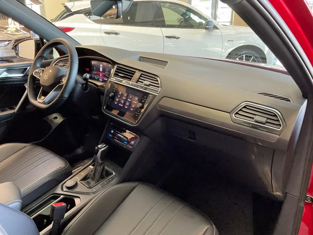 Volkswagen Tiguan photo 18