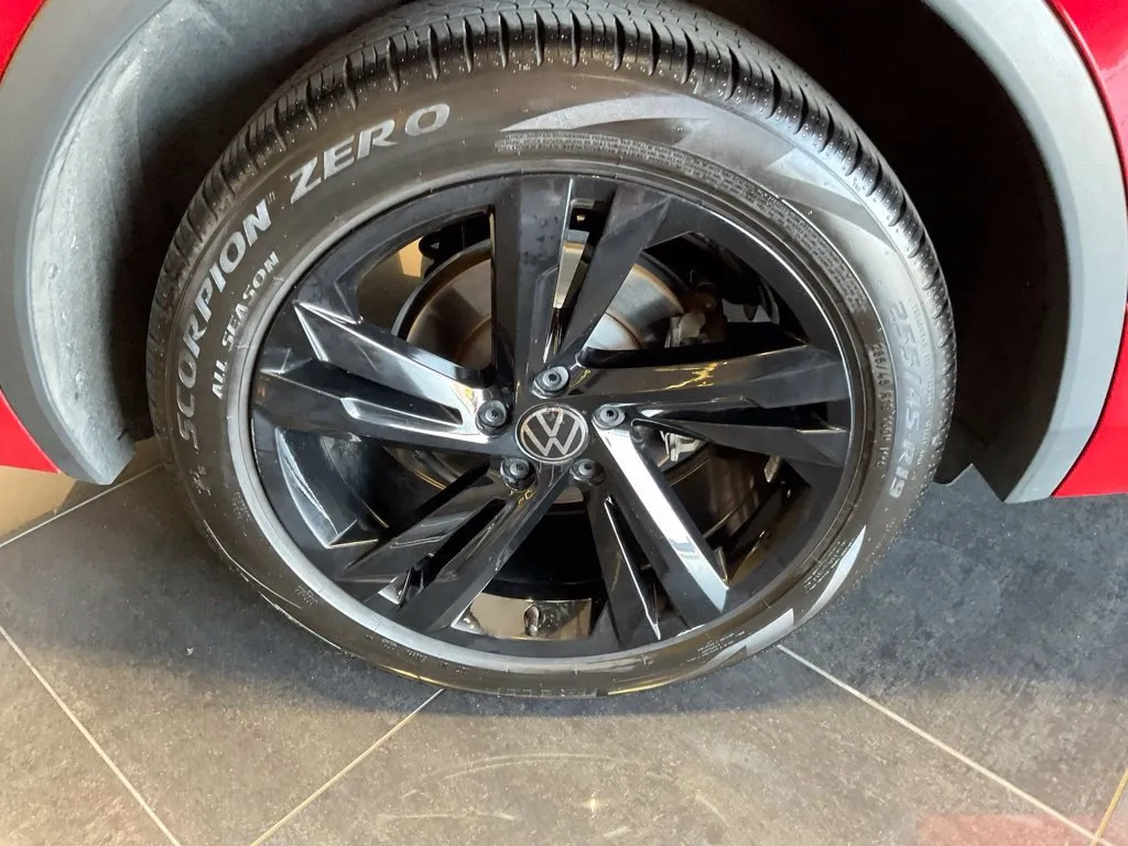 Volkswagen Tiguan photo 7