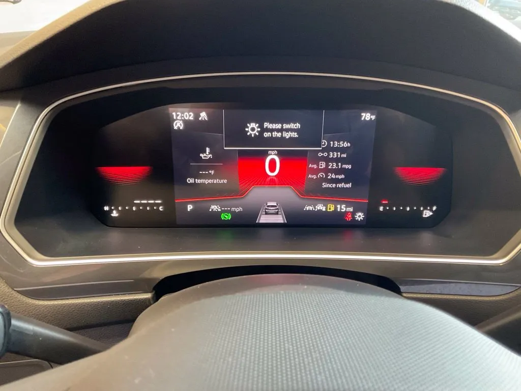 Volkswagen Tiguan photo 14