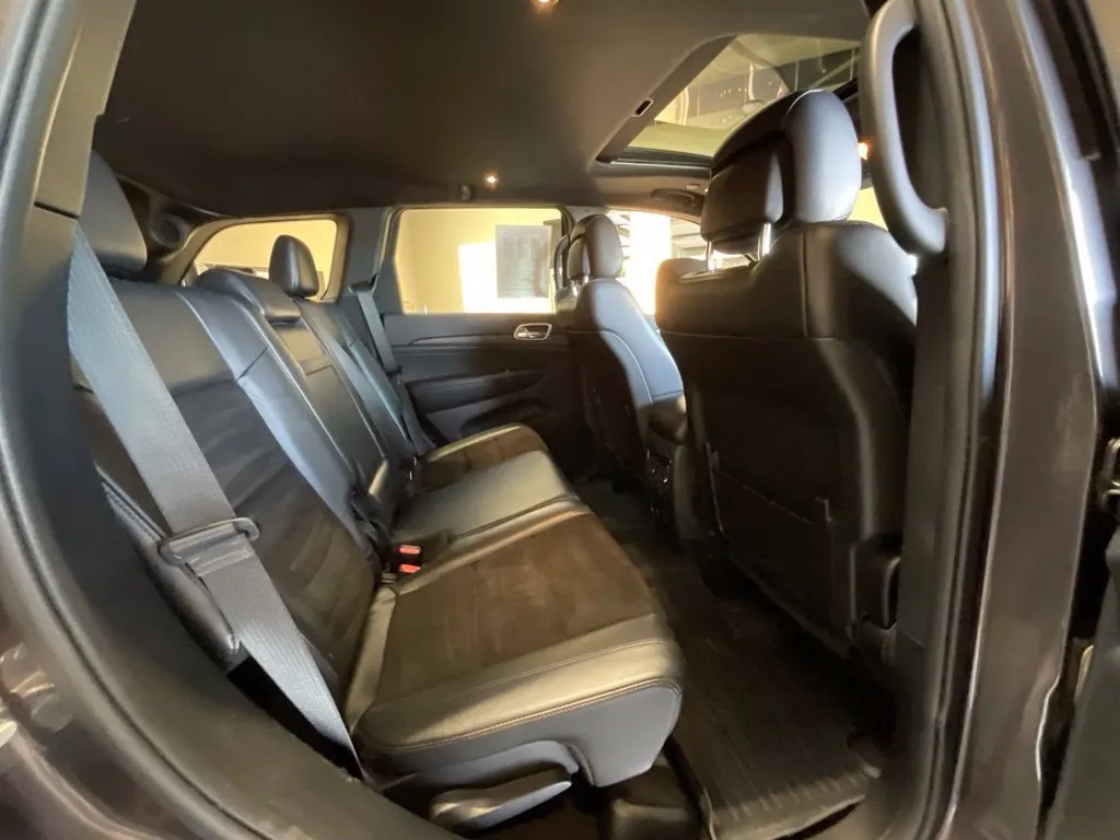 Jeep Grand Cherokee photo 21