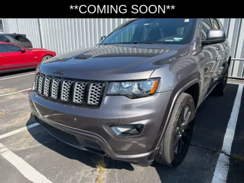 Gray 2019 Jeep Grand Cherokee Altitude for sale in Kansas City, MO