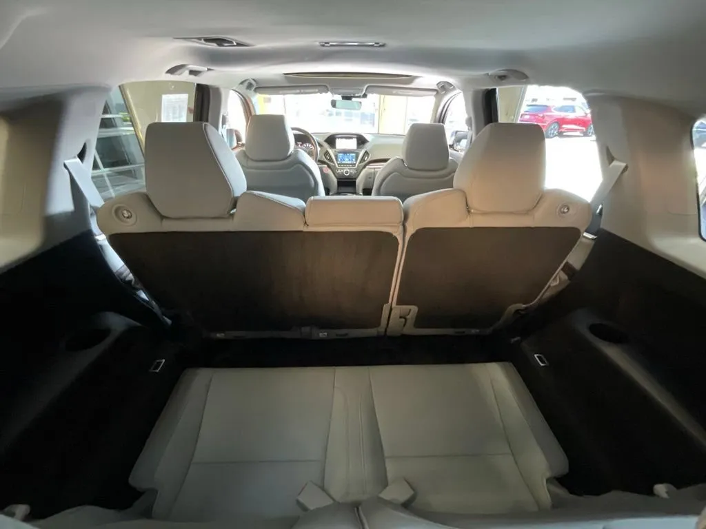 Acura MDX photo 26