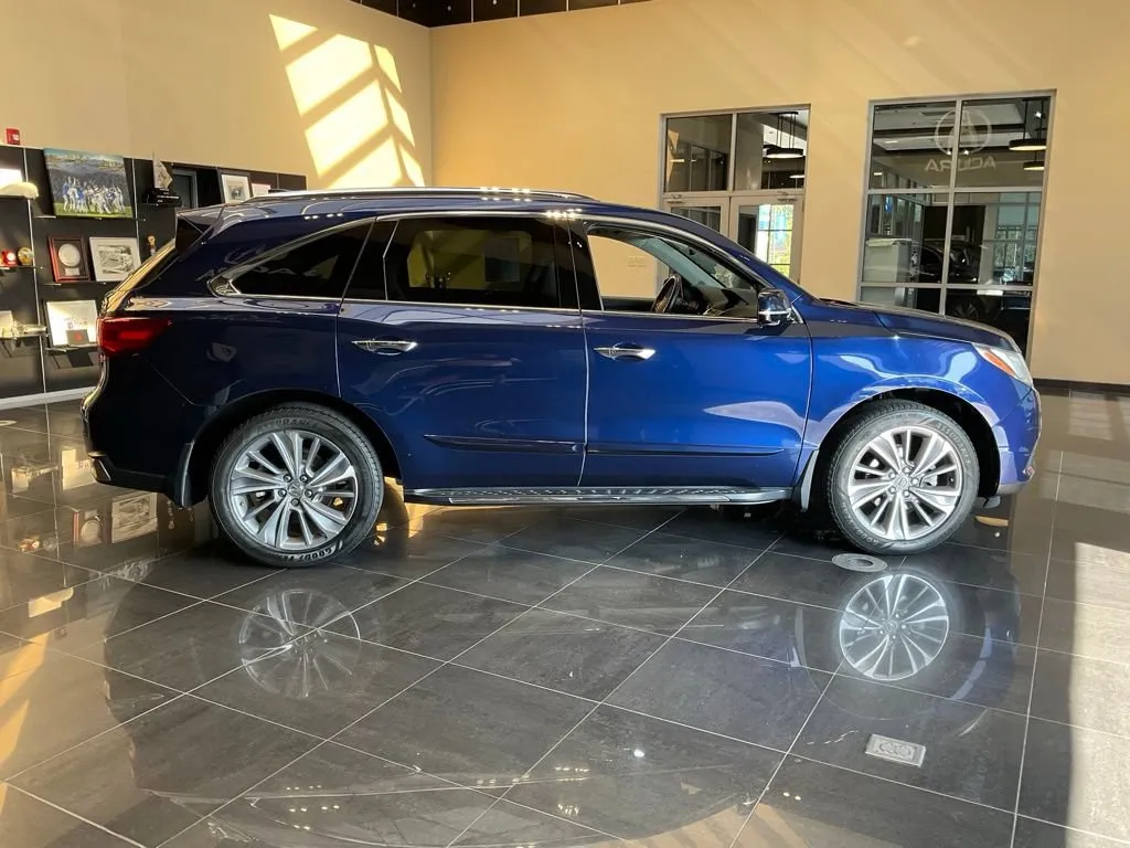 Acura MDX photo 7