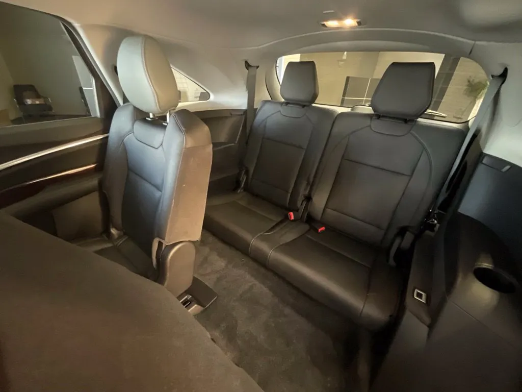 Acura MDX photo 23