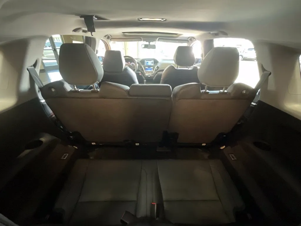 Acura MDX photo 24