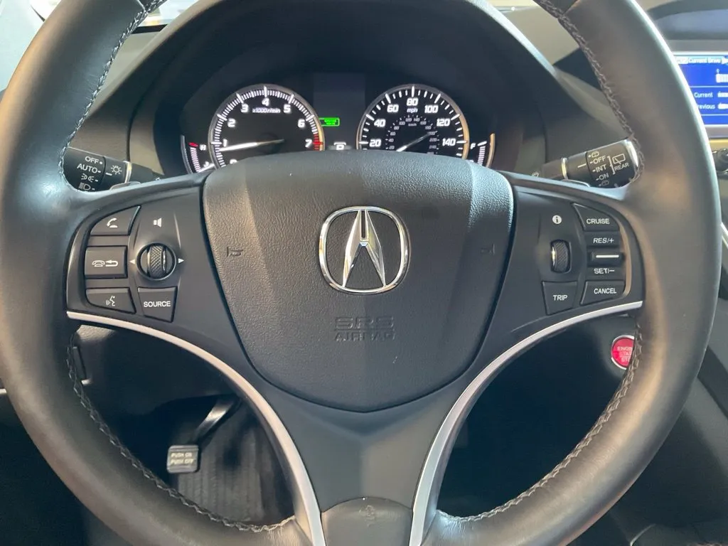 Acura MDX photo 12