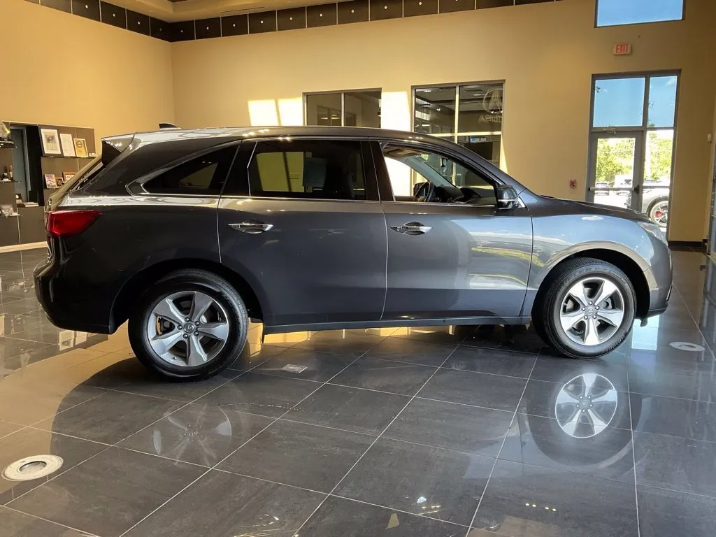 Acura MDX photo 7