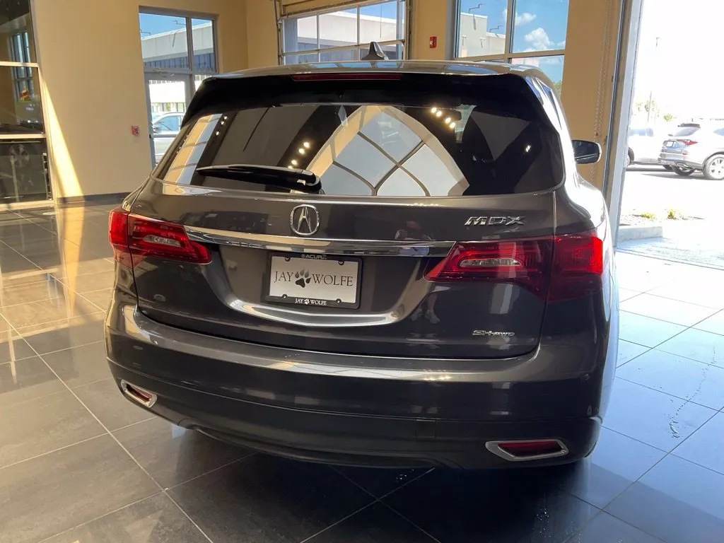 Acura MDX photo 6