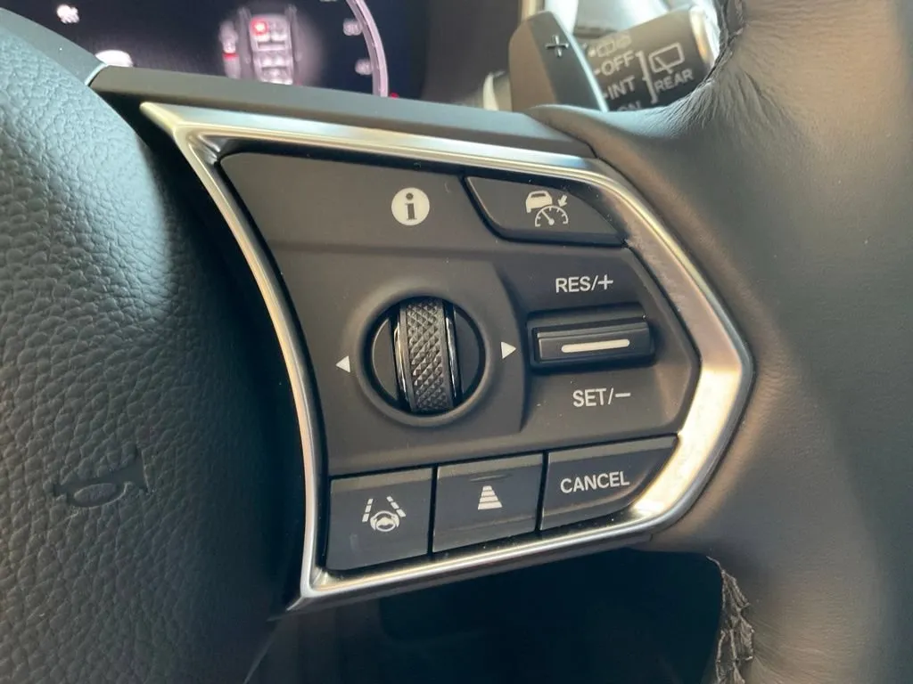 Acura MDX photo 13