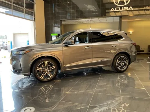 More photos of 2026 Acura MDX w/Advance Package at Jay Wolfe Acura, MO