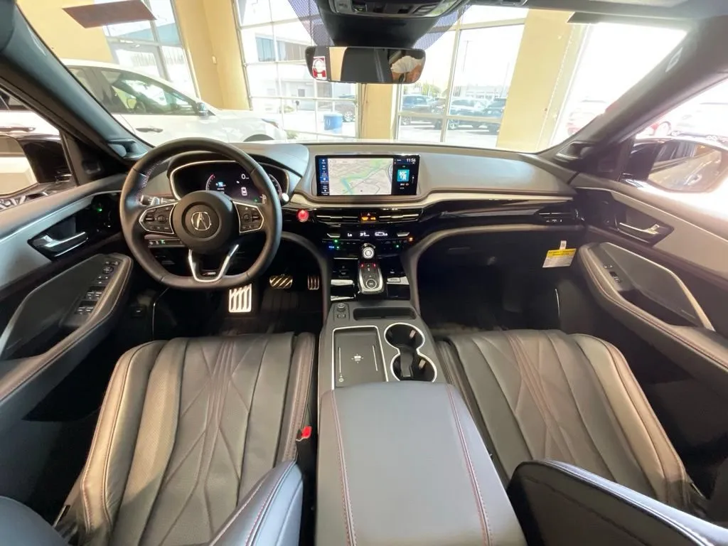 Acura MDX photo 9
