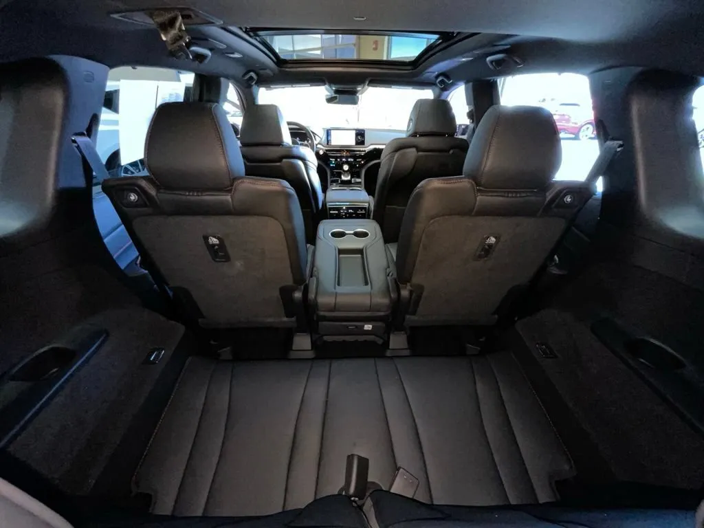 Acura MDX photo 27