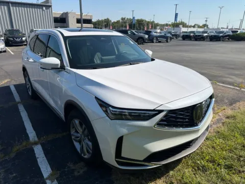 Photos of 2025 Acura MDX for sale in Kansas City, MO at Jay Wolfe Acura