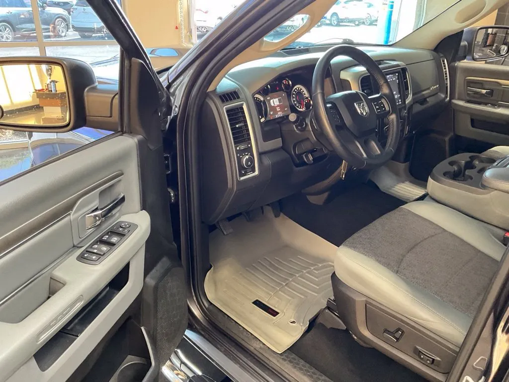 Ram 1500 photo 9