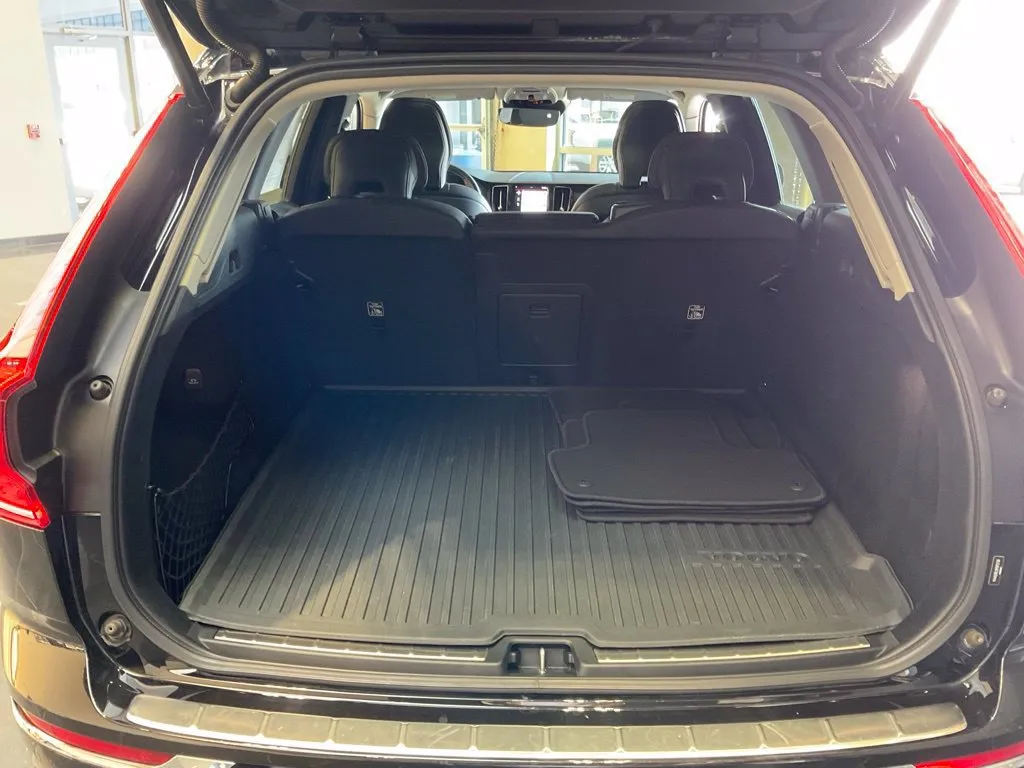 Volvo XC60 photo 23