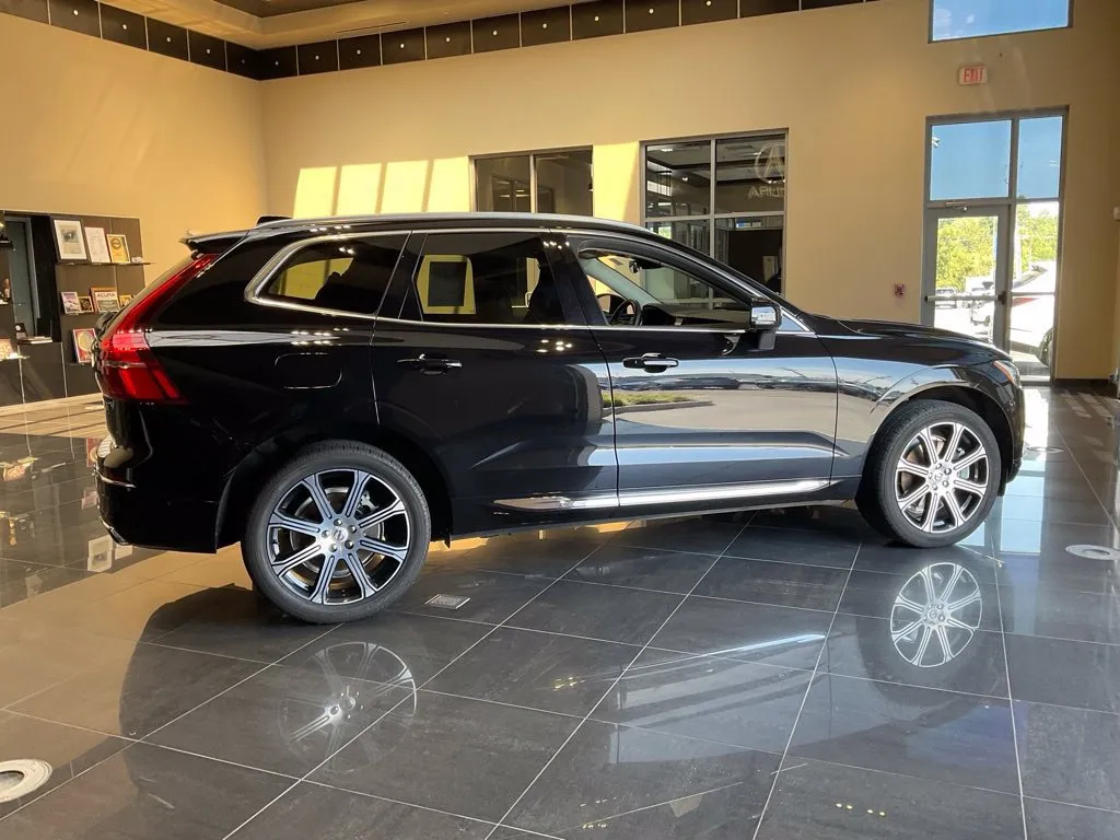 Volvo XC60 photo 6