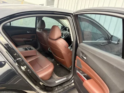 Photos of 2017 Acura TLX V6 w/Technology Pkg for sale in Kansas City, MO at Jay Wolfe Acura