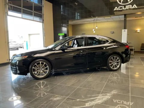More photos of 2017 Acura TLX V6 w/Technology Pkg at Jay Wolfe Acura, MO