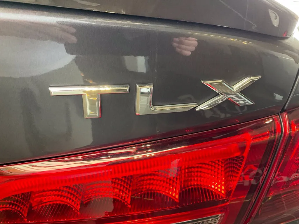Acura TLX photo 24