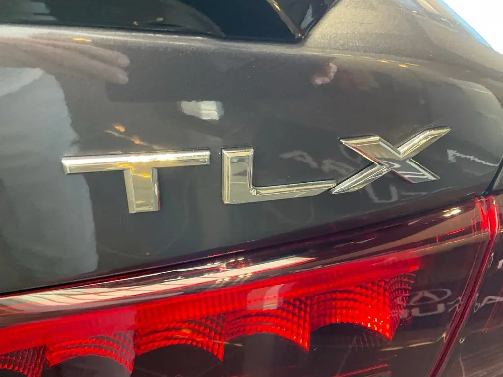 Acura TLX photo 24