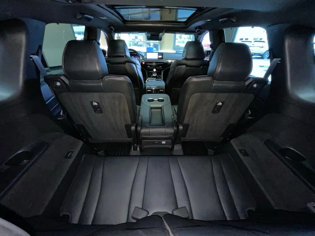 Acura MDX photo 27
