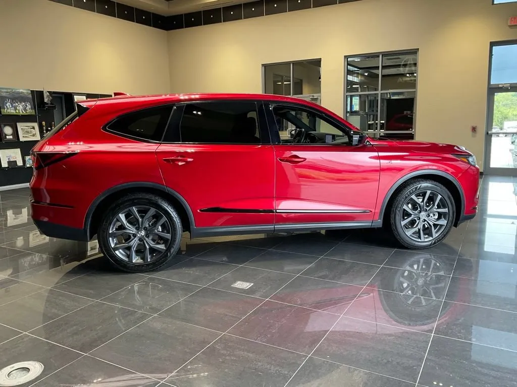 Acura MDX photo 7