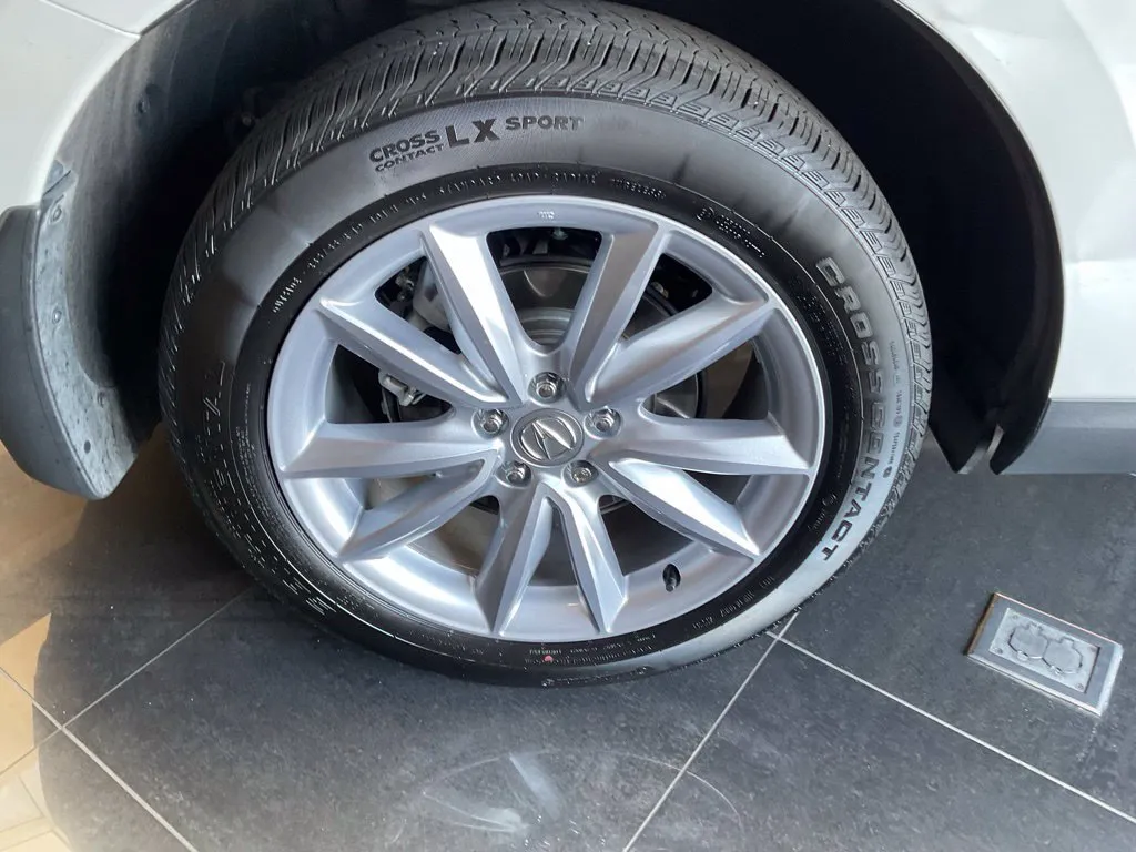 Acura RDX photo 8