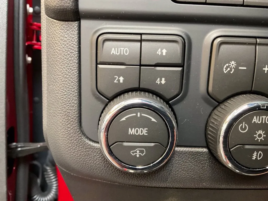Chevrolet Tahoe photo 19