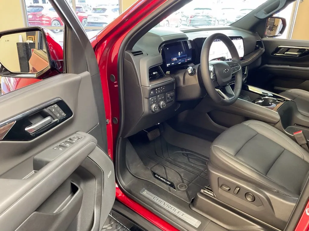 Chevrolet Tahoe photo 10