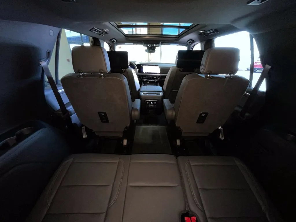 Chevrolet Tahoe photo 27