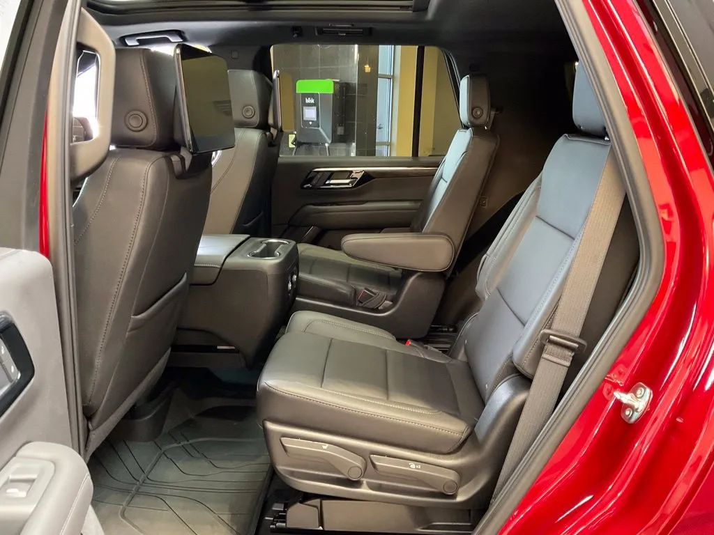 Chevrolet Tahoe photo 25