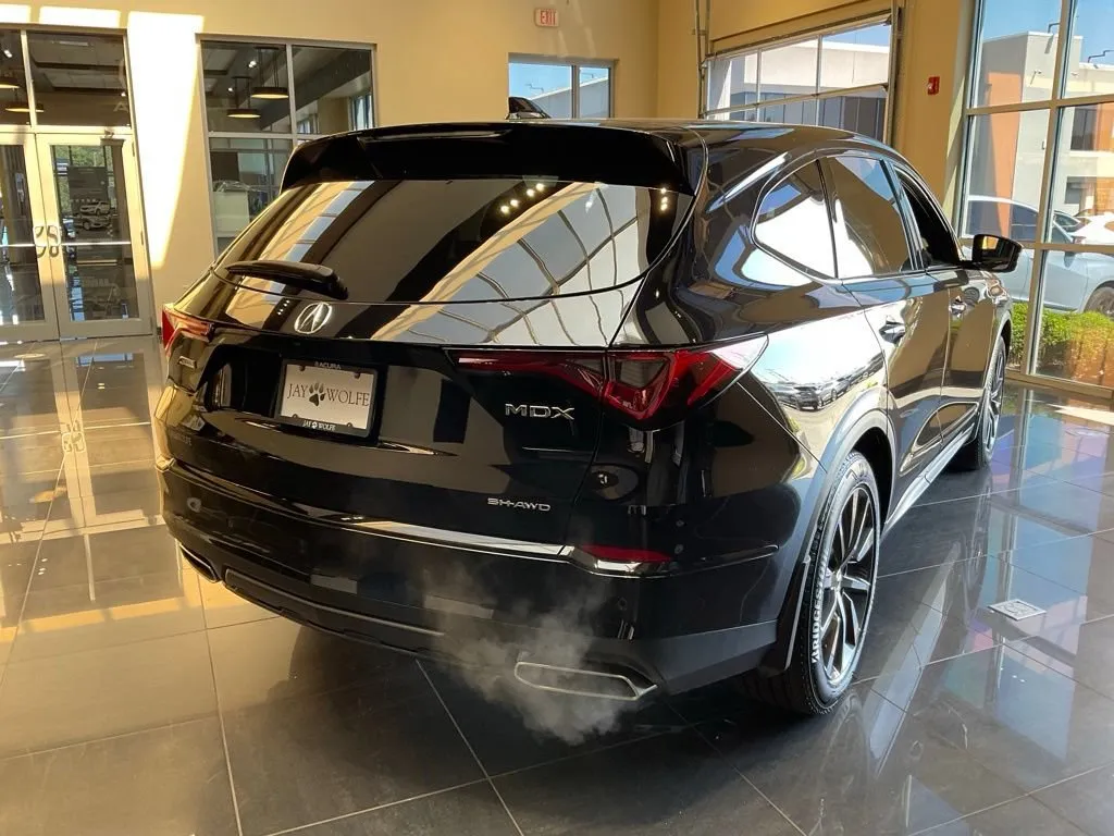 Acura MDX photo 6
