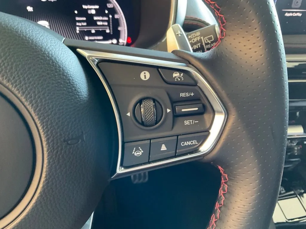 Acura MDX photo 14