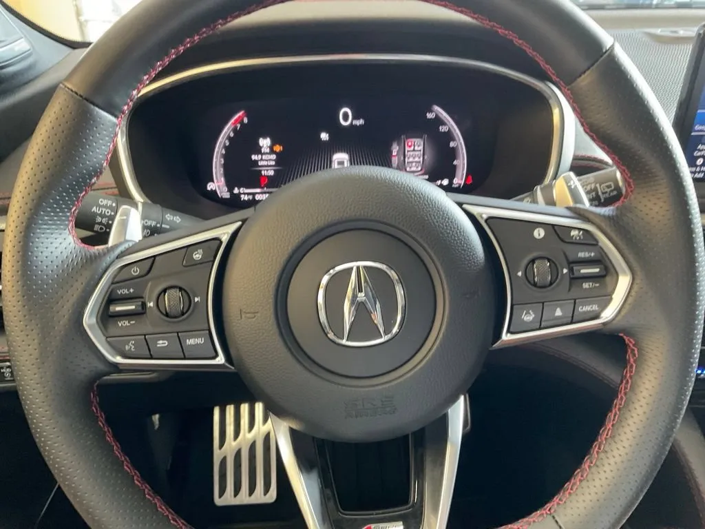 Acura MDX photo 12