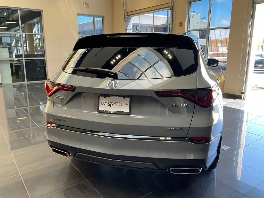 Acura MDX photo 6