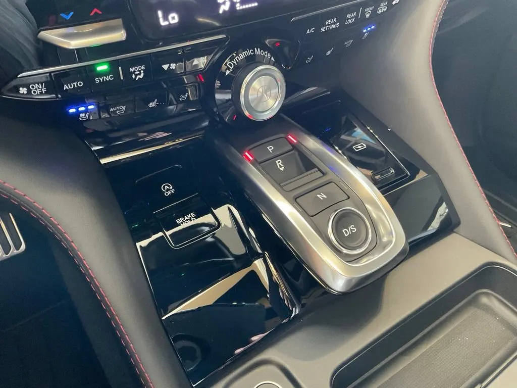 Acura MDX photo 19