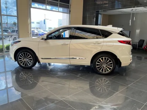 More photos of 2026 Acura RDX w/Advance Package at Jay Wolfe Acura, MO