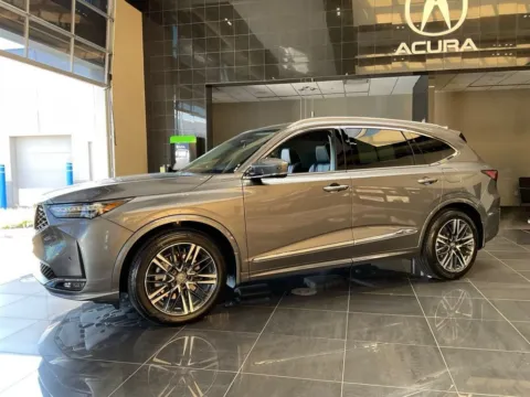 More photos of 2026 Acura MDX w/Advance Package at Jay Wolfe Acura, MO